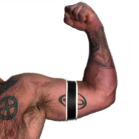 Buckle Armband with Color Piping-Leather-Swish Embassy