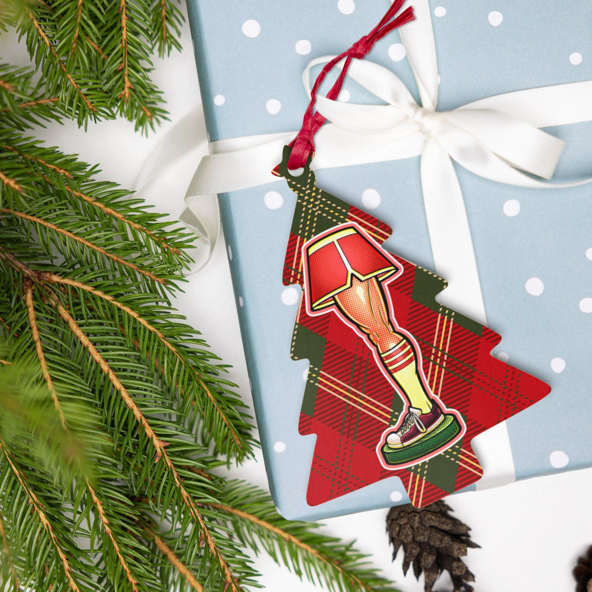 Christmas Lamp (Ornament/Fridge Magnet)-Wood Ornament-Swish Embassy